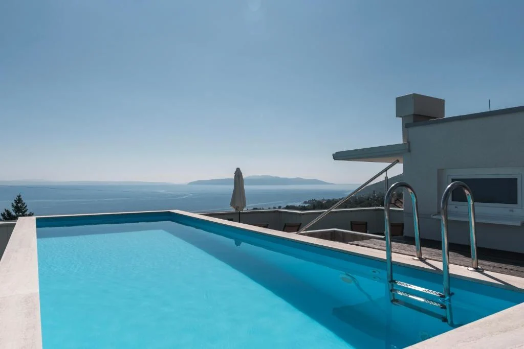 3BHK flats for sale in Kalkere Bangalore rooftop pool